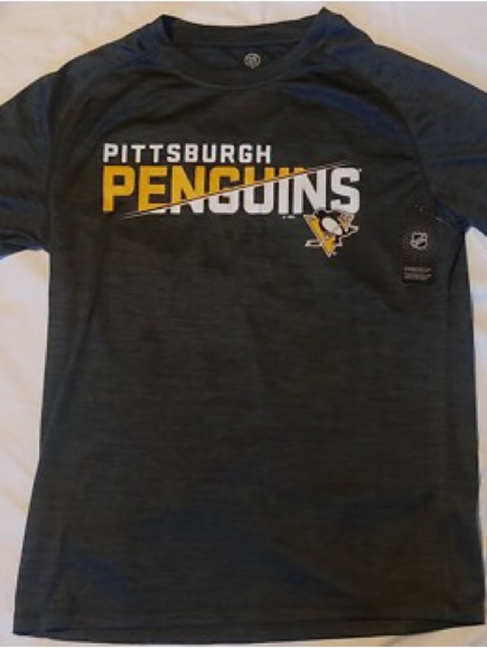 NHL Pittsburgh Penguins Graphic Tee